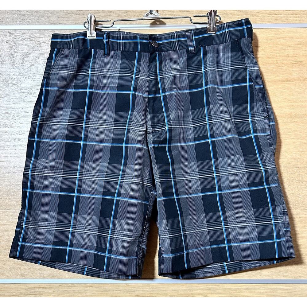 Champions Tour golf Shorts - Mens Sz 34 - Black/Gray/Blue Plaid Lightweight